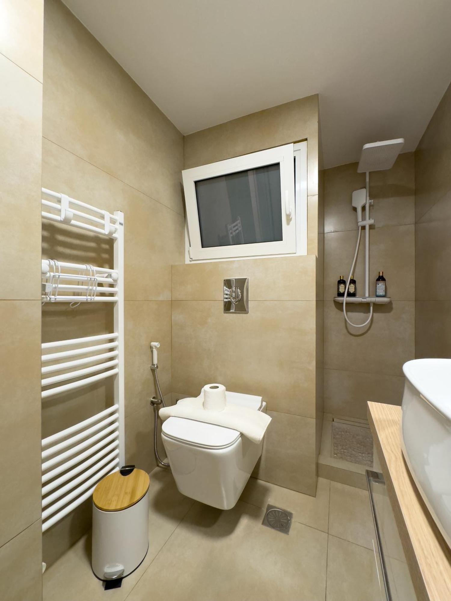 Hestya-cozy Near Acropolis Apartment *